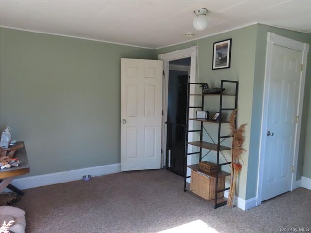 26 Rollstone Avenue, West Sayville, NY 11796
