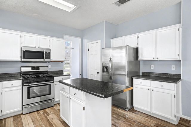 2721 Little Elm TRL, Cedar Park, TX 78613