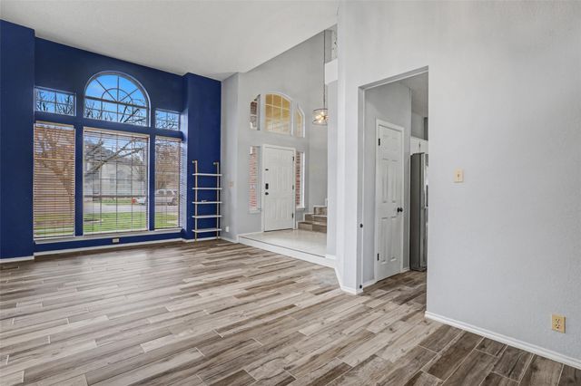 2721 Little Elm TRL, Cedar Park, TX 78613