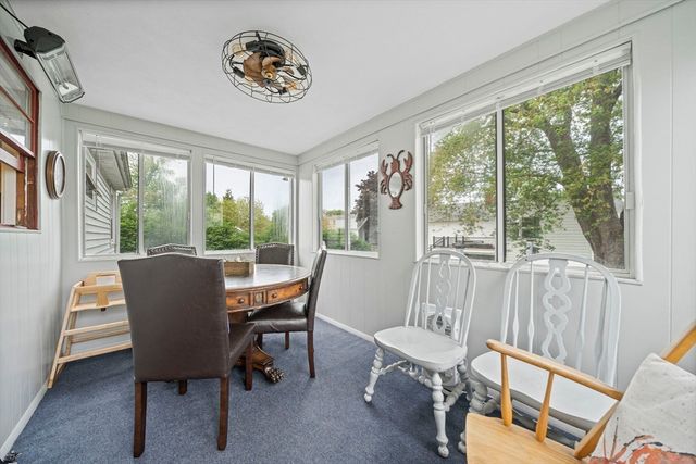 15 D St, Hull, MA 02045
