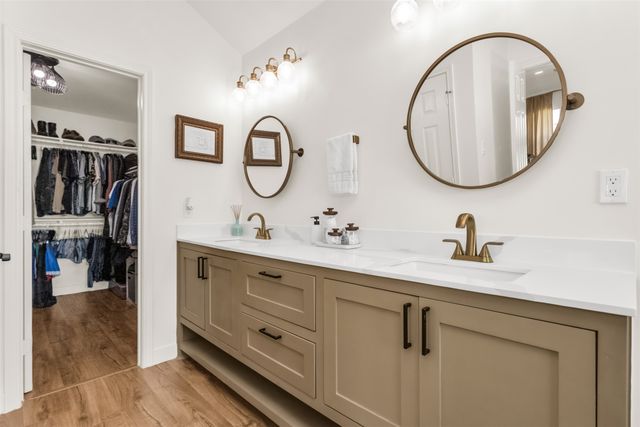 8618 Coventry Drive, Rowlett, TX 75089
