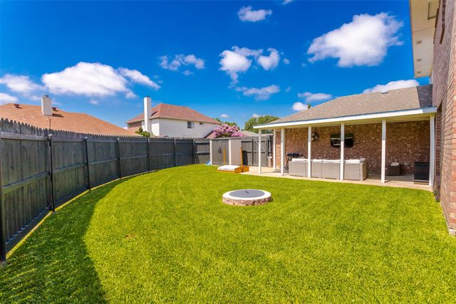8618 Coventry Drive, Rowlett, TX 75089