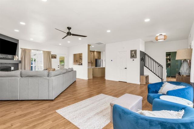 8618 Coventry Drive, Rowlett, TX 75089