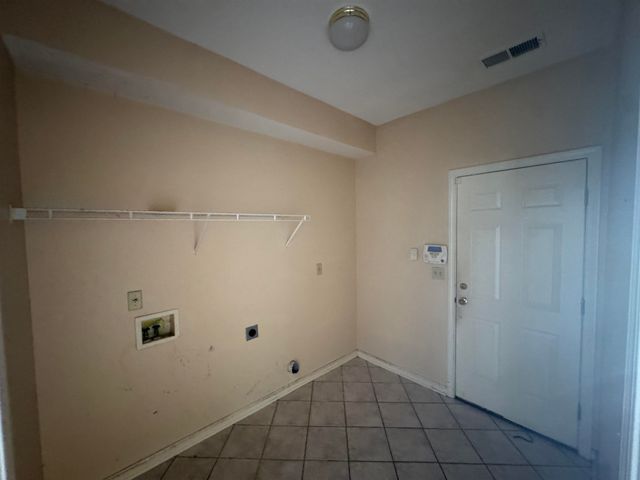 4860 RIVERCREST LN, Bartlett, TN 38135