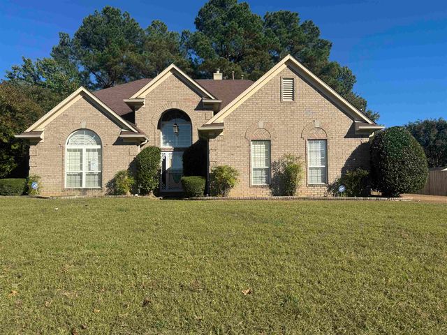 4860 RIVERCREST LN, Bartlett, TN 38135