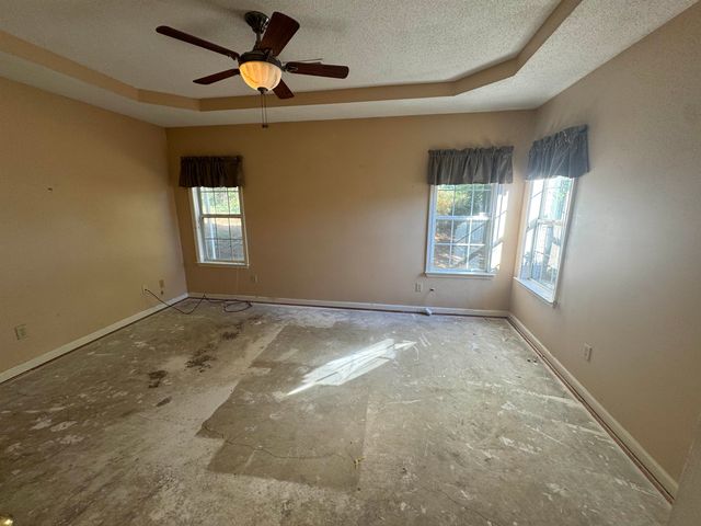 4860 RIVERCREST LN, Bartlett, TN 38135