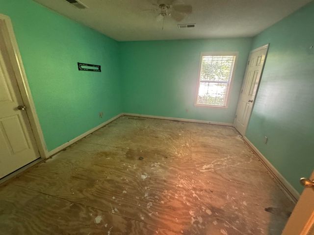 4860 RIVERCREST LN, Bartlett, TN 38135