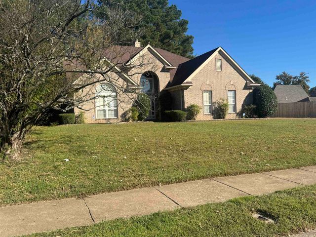 4860 RIVERCREST LN, Bartlett, TN 38135