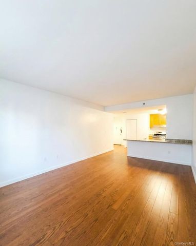 40-28 College Point Boulevard 1203, Flushing, NY 11354