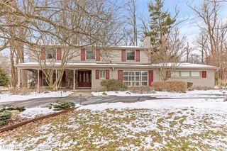 25933 Hersheyvale Drive, Franklin Village, MI 48025