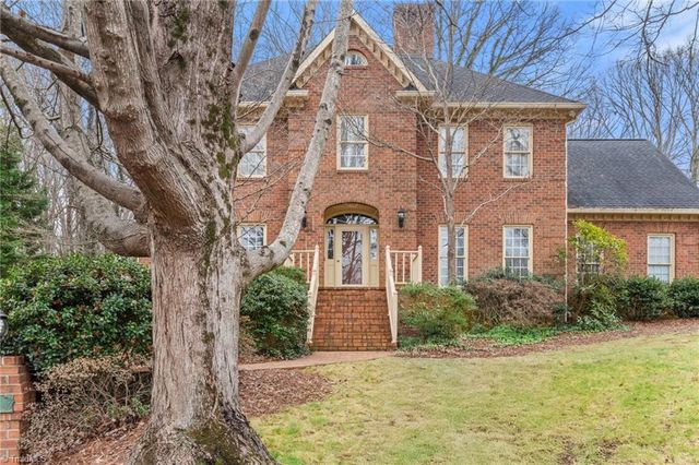 924 Ashley Glen Drive, Winston-salem, NC 27104