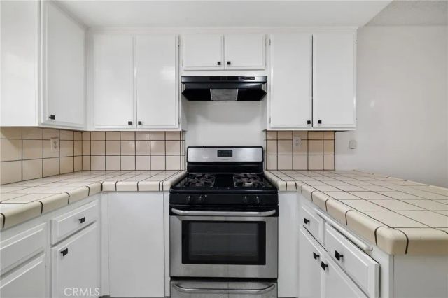 13534 Cordary Avenue 14, Hawthorne, CA 90250