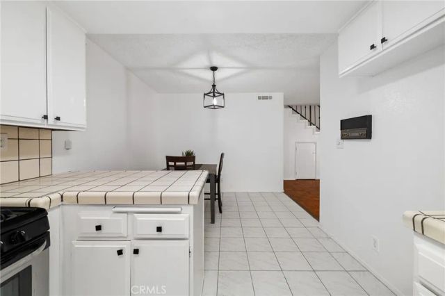 13534 Cordary Avenue 14, Hawthorne, CA 90250