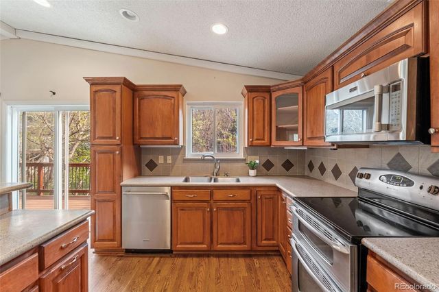 15 Stover Lane, Manitou Springs, CO 80829