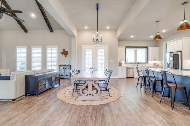 1005 Kingsley Court, Weatherford, TX 76087