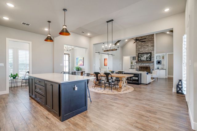 1005 Kingsley Court, Weatherford, TX 76087