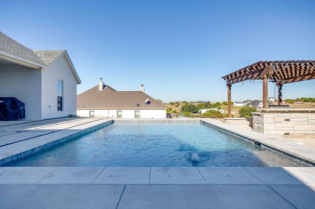 1005 Kingsley Court, Weatherford, TX 76087