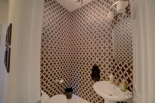 23 Cedarwood Drive, Watseka, IL 60970