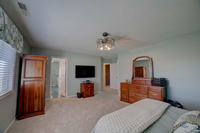 23 Cedarwood Drive, Watseka, IL 60970