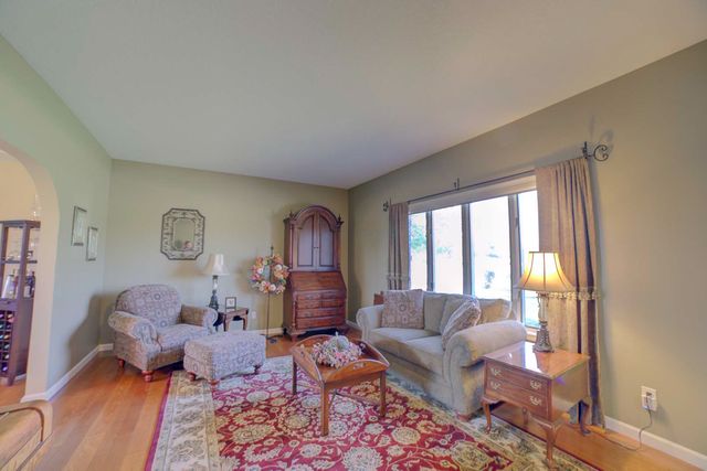 23 Cedarwood Drive, Watseka, IL 60970