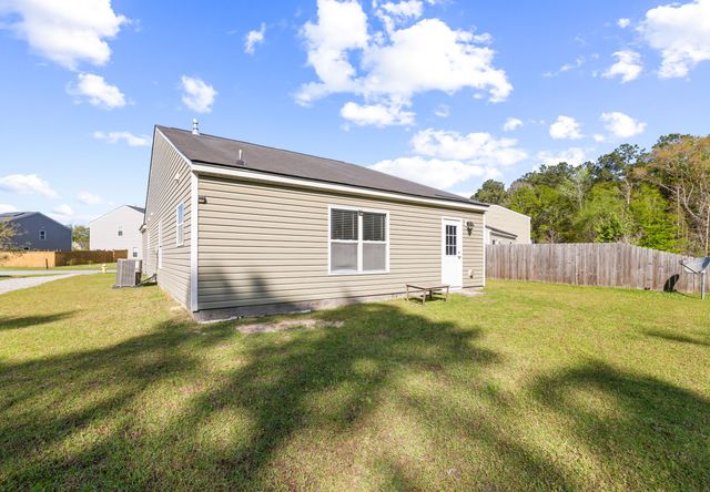 184 Brittondale Road, Summerville, SC 29485