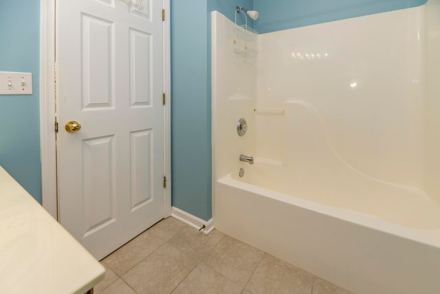 3800 SADDLEBROOK PL 408, Columbia, MO 65202