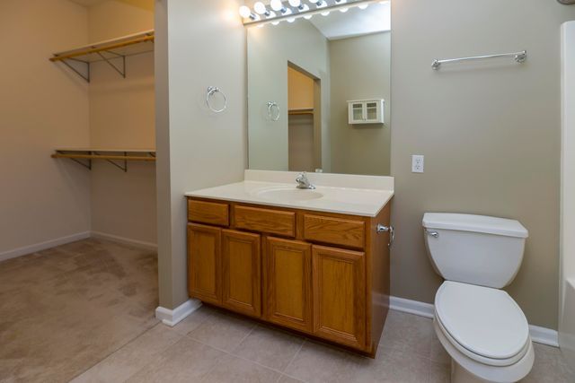 3800 SADDLEBROOK PL 408, Columbia, MO 65202