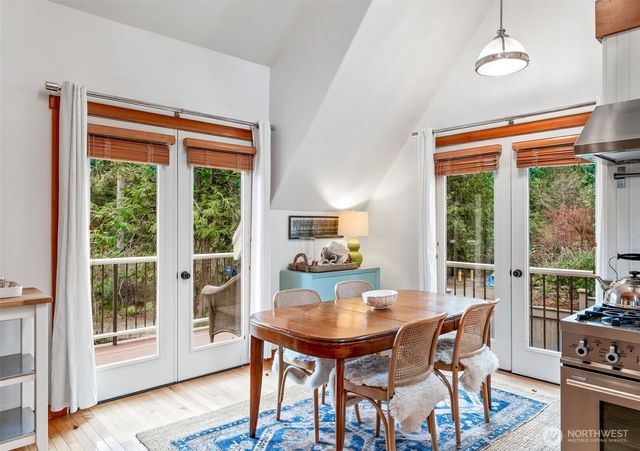 2201 Ebony Street, Port Townsend, WA 98368