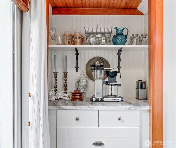2201 Ebony Street, Port Townsend, WA 98368