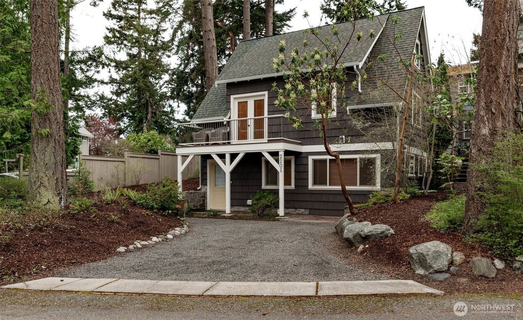 2201 Ebony Street, Port Townsend, WA 98368