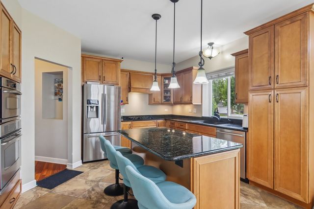 1201 Sterling Drive, Mundelein, IL 60060