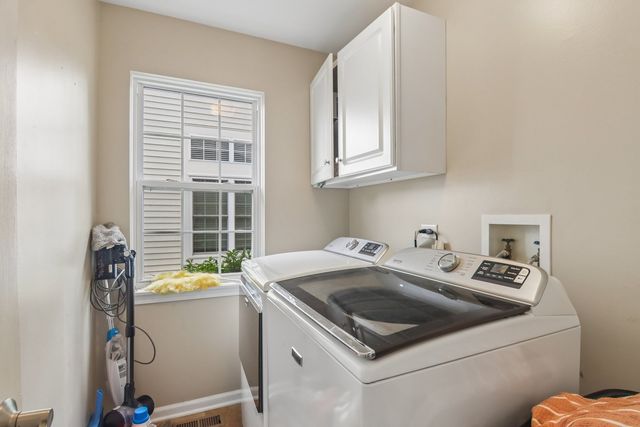 1201 Sterling Drive, Mundelein, IL 60060