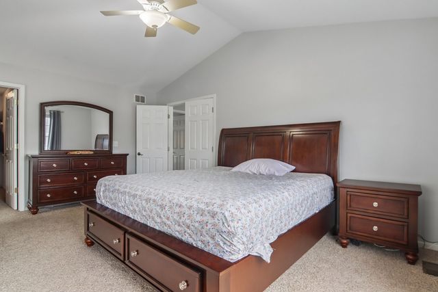 1201 Sterling Drive, Mundelein, IL 60060