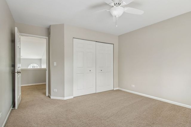1201 Sterling Drive, Mundelein, IL 60060
