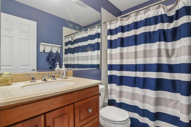 1201 Sterling Drive, Mundelein, IL 60060