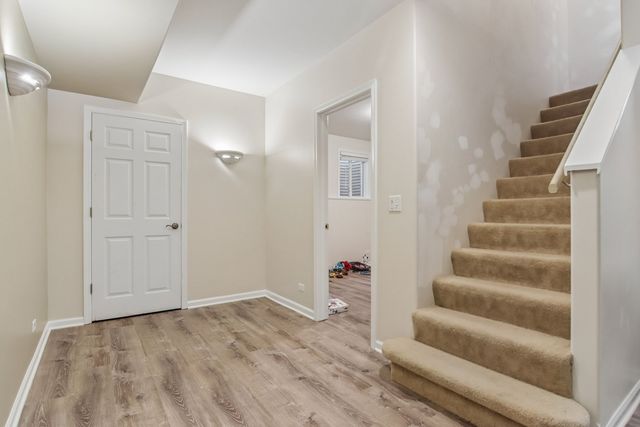 1201 Sterling Drive, Mundelein, IL 60060