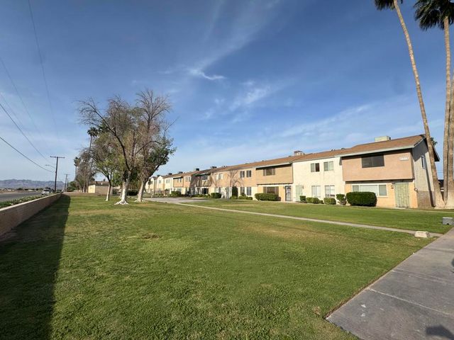1020 N Lovekin Boulevard 40, Blythe, CA 92225