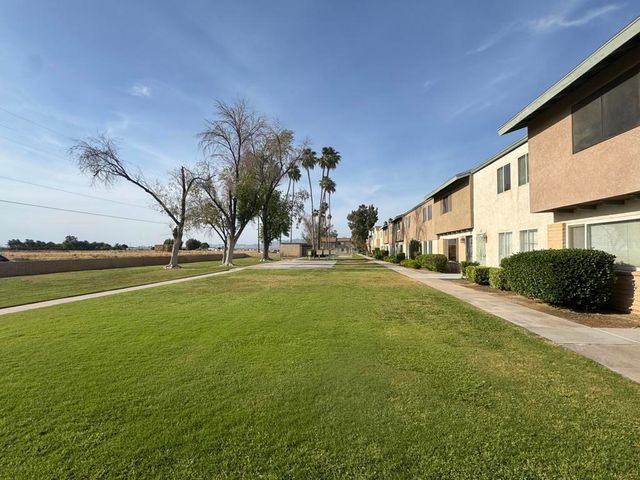 1020 N Lovekin Boulevard 40, Blythe, CA 92225