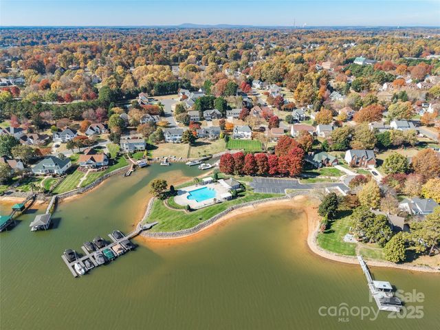 195 Pamlico Lane, Mooresville, NC 28117