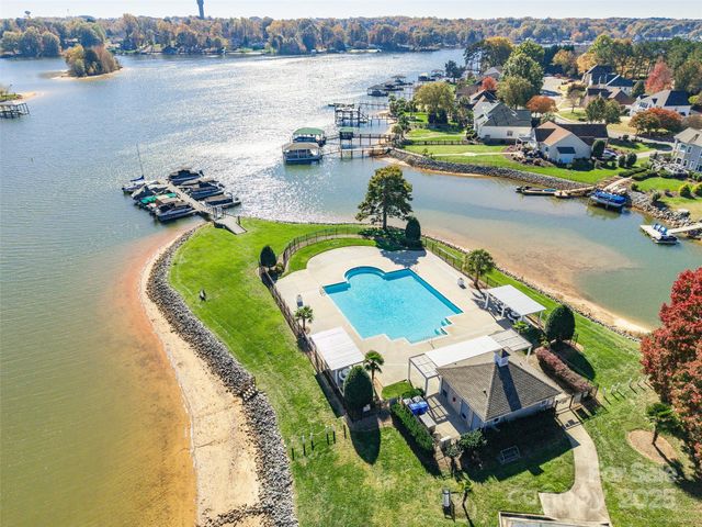 195 Pamlico Lane, Mooresville, NC 28117