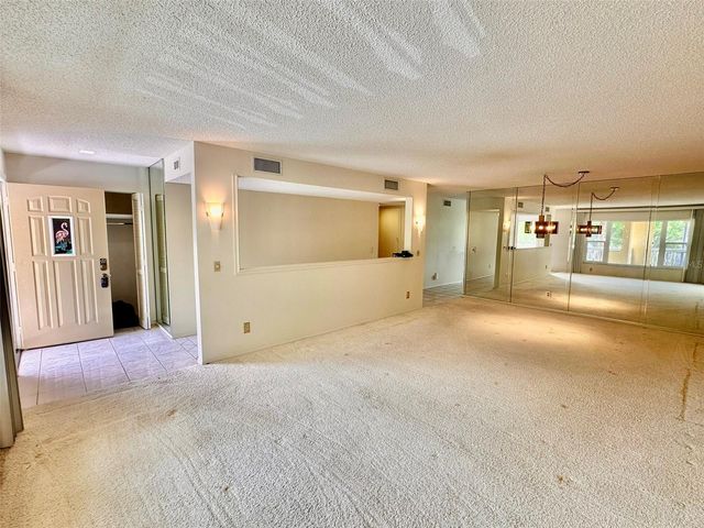 2220 SPANISH DRIVE 26, Clearwater, FL 33763