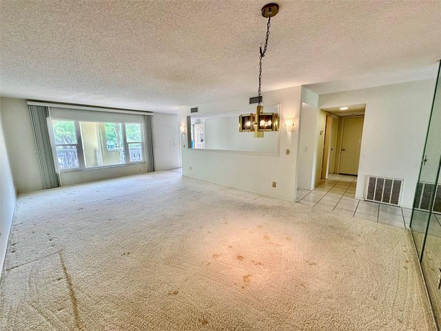 2220 SPANISH DRIVE 26, Clearwater, FL 33763