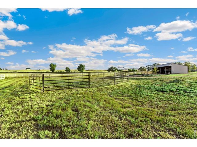 5714 Bluff Ln, Loveland, CO 80537