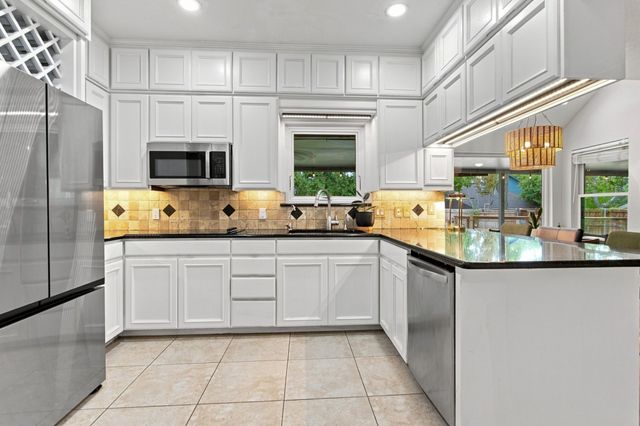 605 Keel Way, Azle, TX 76020