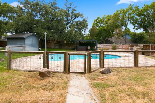605 Keel Way, Azle, TX 76020