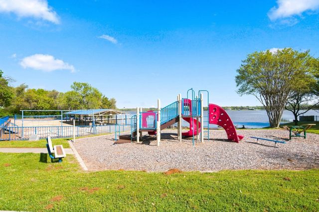 605 Keel Way, Azle, TX 76020