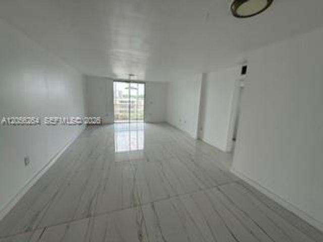 1700 NE 191st Street 510, Miami, FL 33179