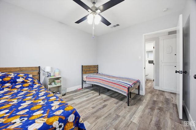 2208 Greenwood Drive, Bakersfield, CA 93306