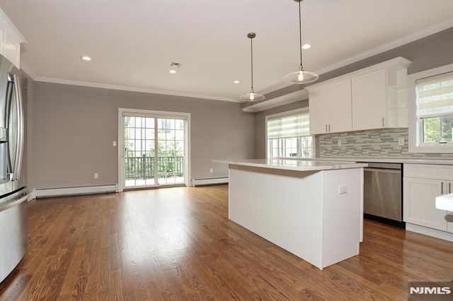 807 Inwood Terrace B, Fort Lee, NJ 07024