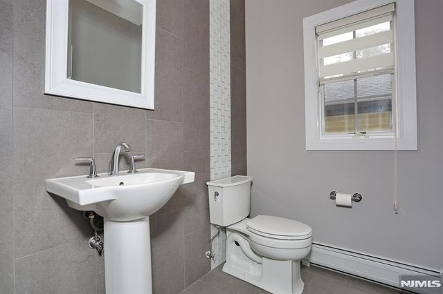 807 Inwood Terrace B, Fort Lee, NJ 07024